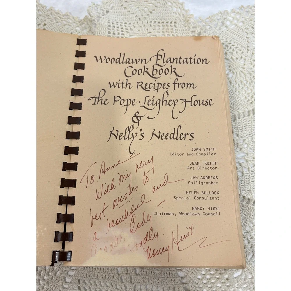 Vintage Woodlawn Plantation Cook Book 1980 Signed Nancy Hirst Pope-Leighey House